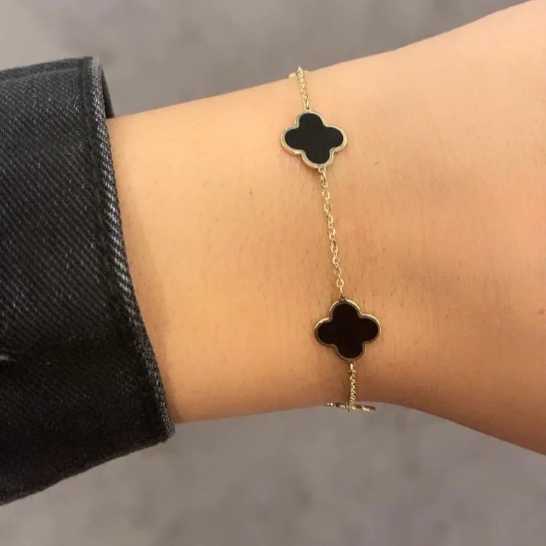 14K Italian Gold Onyx Clover Bracelet